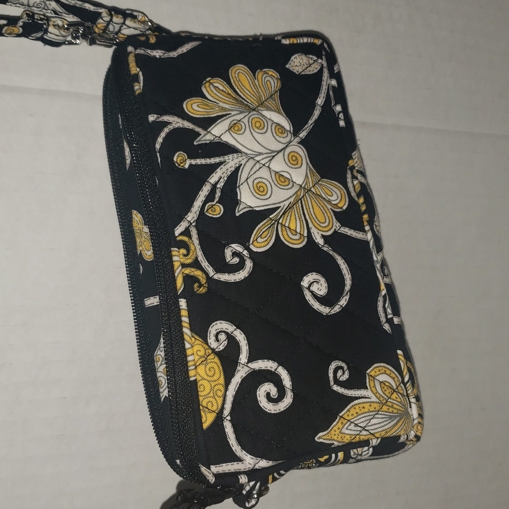 Vera Bradley Yellow Bird Wristlet Zip Closer One Inner Pocket